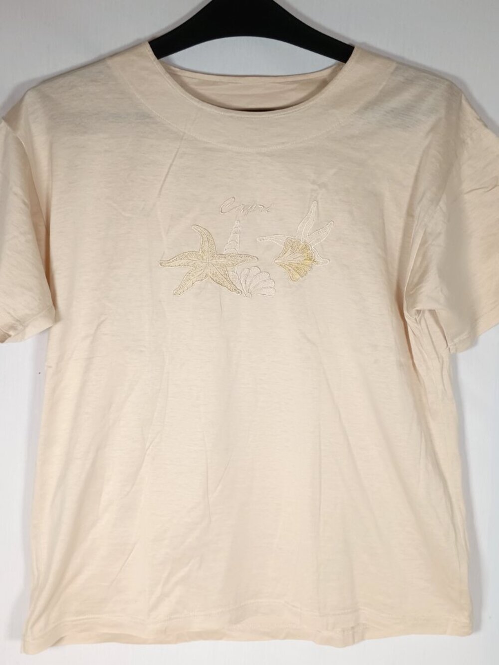 Capri Italy Boatneck T Shirt, Embroidered Shells M